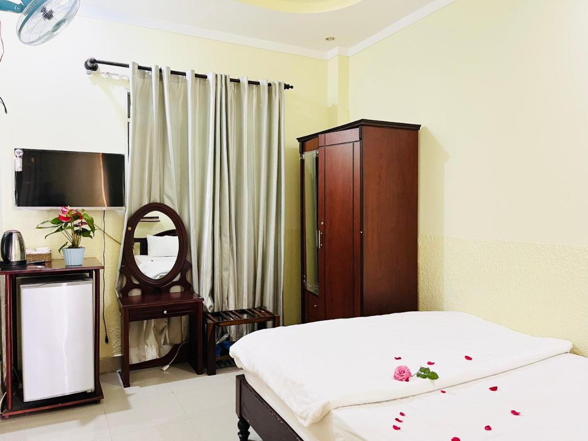 Hotel Khach San Xuan Quynh Da Lat Esterno foto
