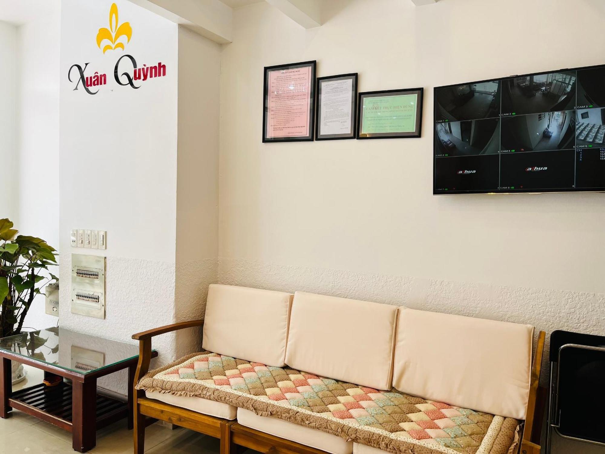 Hotel Khach San Xuan Quynh Da Lat Esterno foto
